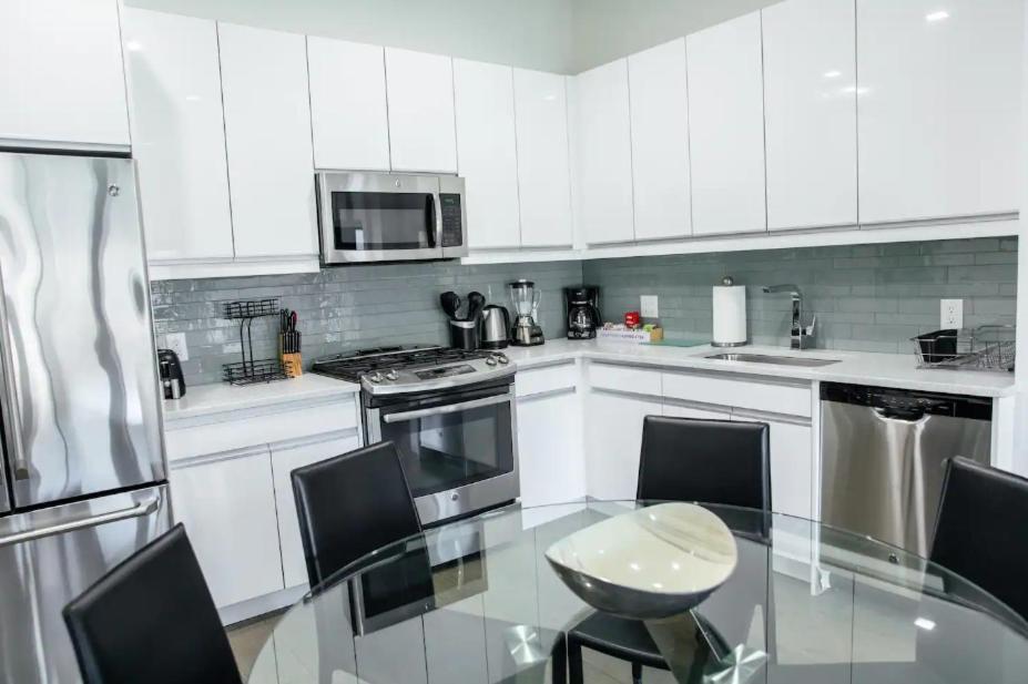Dharma Home Suites הובוקן מראה חיצוני תמונה