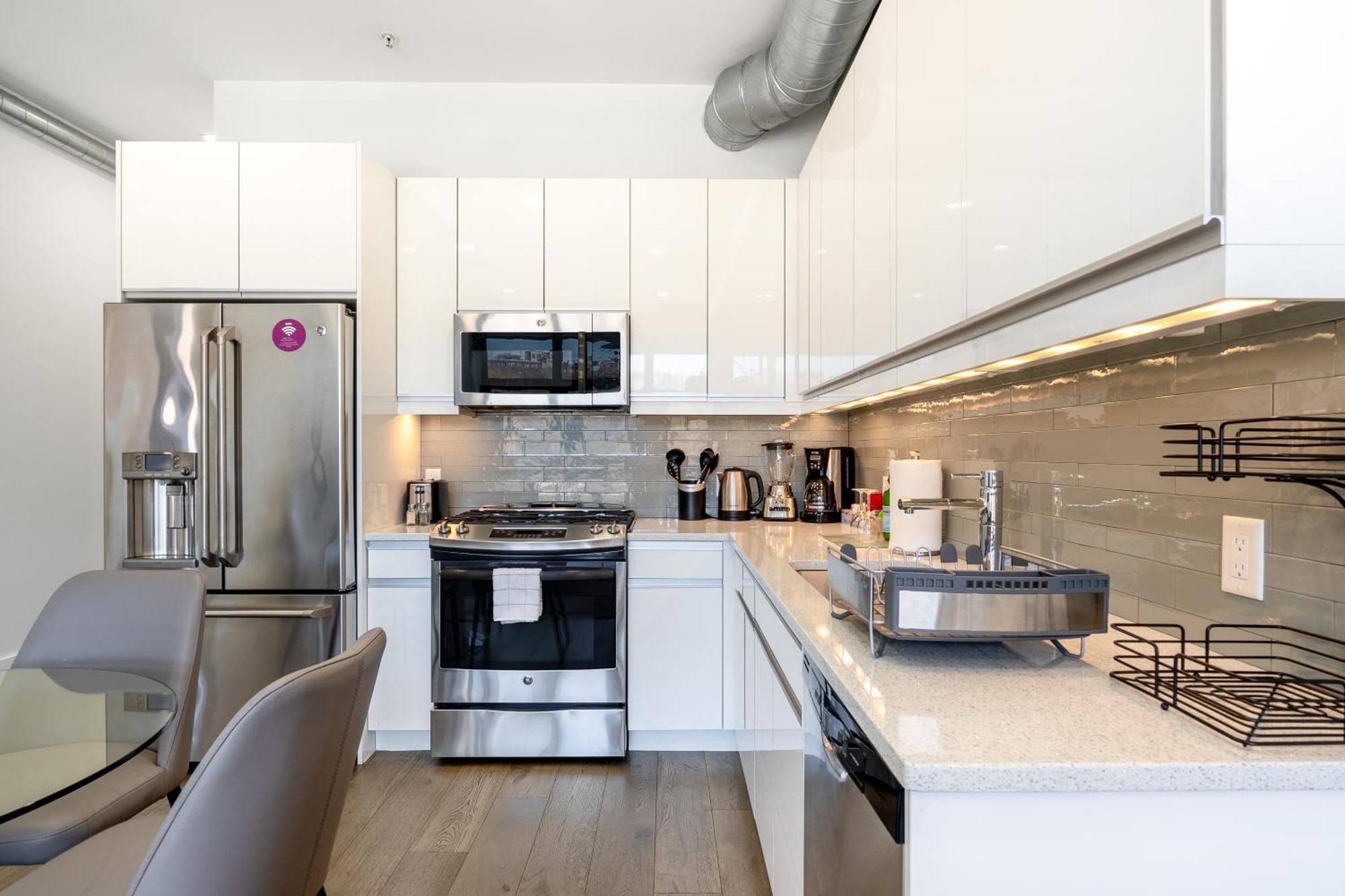 Dharma Home Suites הובוקן מראה חיצוני תמונה